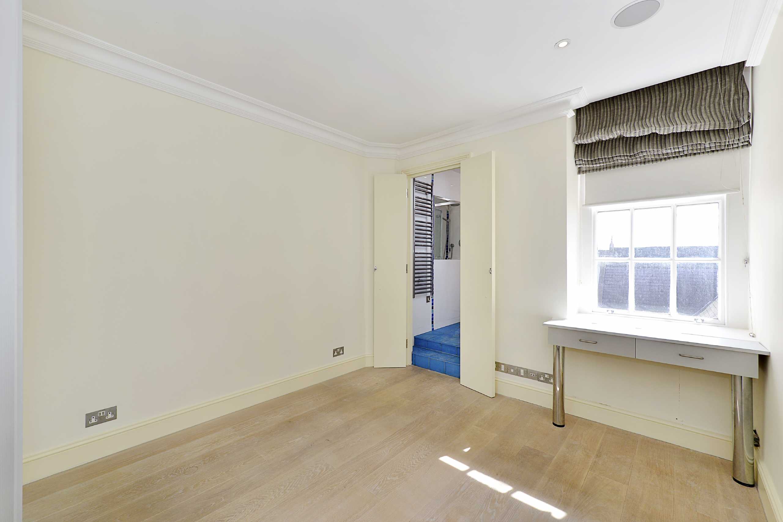 Gallery for St Johns Wood Court, St. Johns Wood Road, NW8